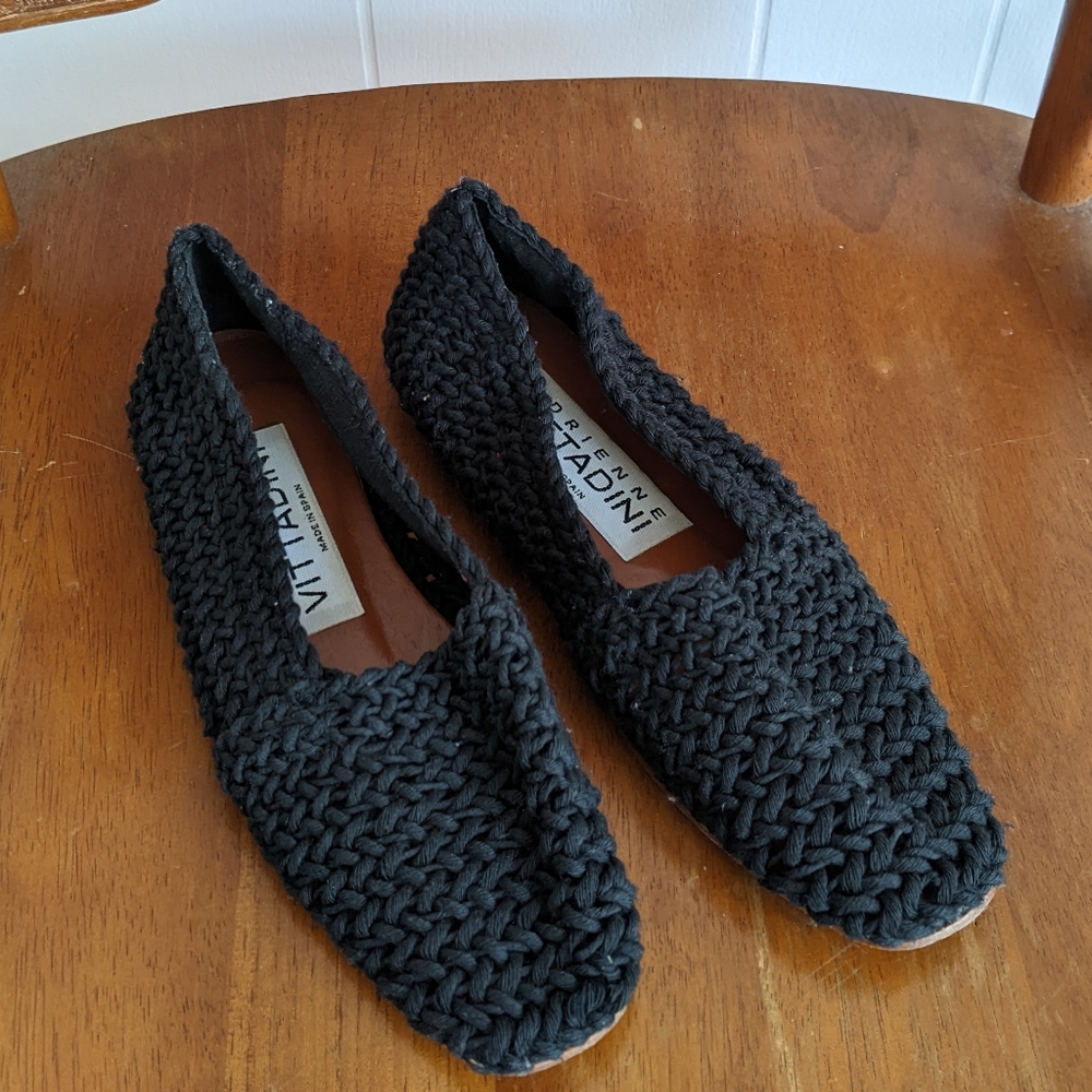 BUNDLE ELIGIBLE - Vintage Adrienne Vittadini flats